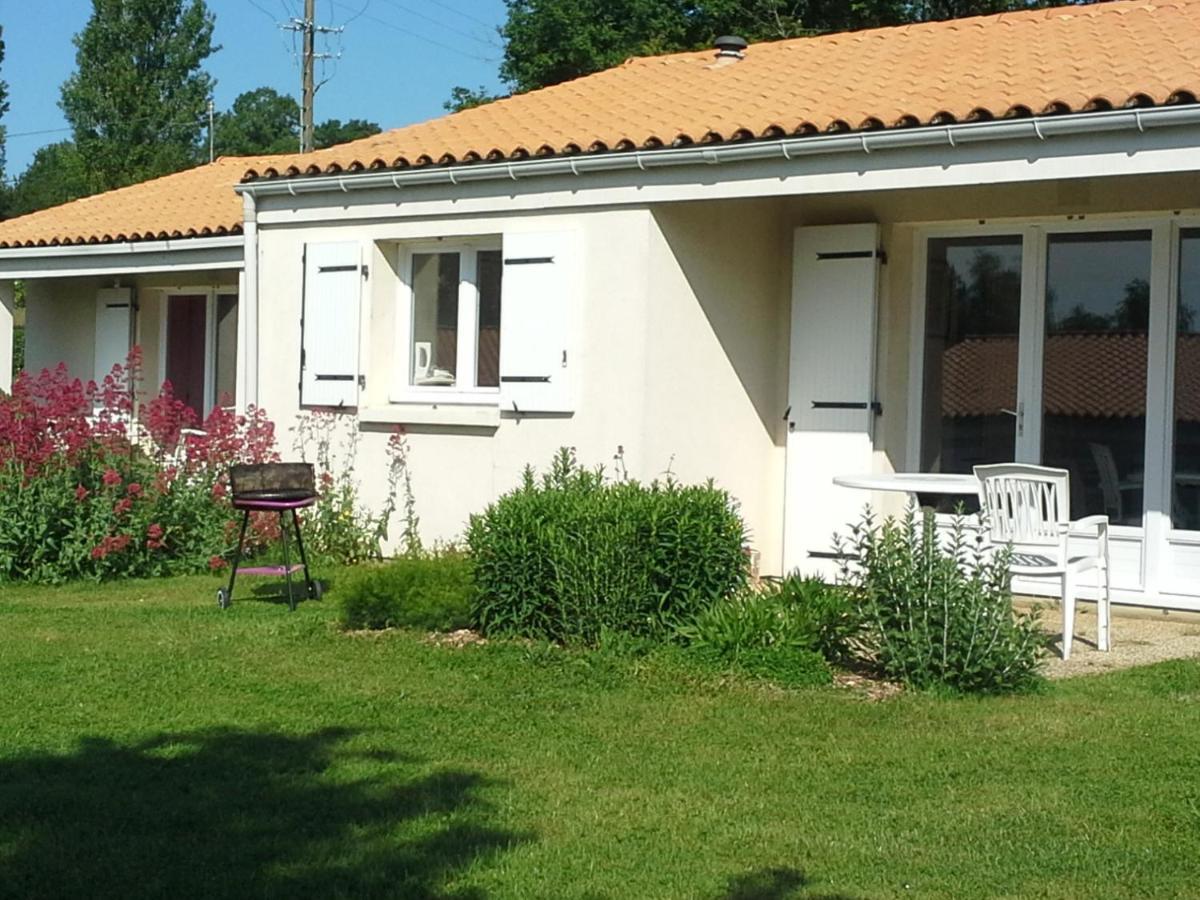Olydea Le Lambon - Prailles-La-Couarde Hotell Eksteriør bilde